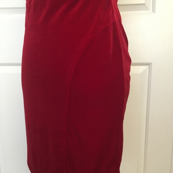 NWT! Gorgeous Red Velvet Off-shoulder Dress - Picture 5 of 9